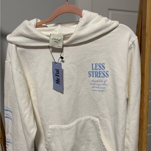 Kathleen Lights Me Fui White Hoodie with Blue Print